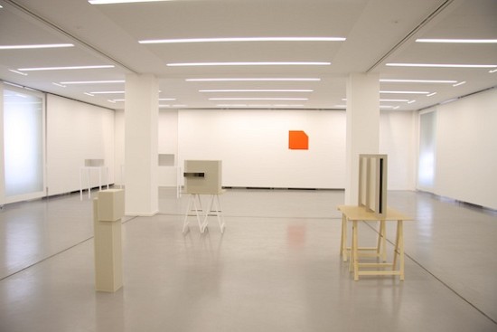 D�rte_Behn_Ausstellungsansicht_Kommunale_Galerie_Berlin_2011_Foto_J�rgen_Liefmann
